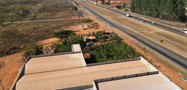 Galpão / Depósito / Armazém para alugar, 1035m² no Zona Rural, Hidrolândia