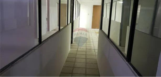 Galpão / Depósito / Armazém à venda, 242m² no Santo Inácio, Cabo de Santo Agostinho