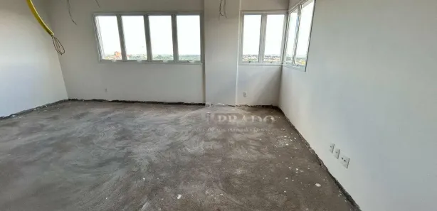 Conjunto Comercial / Sala à venda, 50m² no Centro, Ibiporã