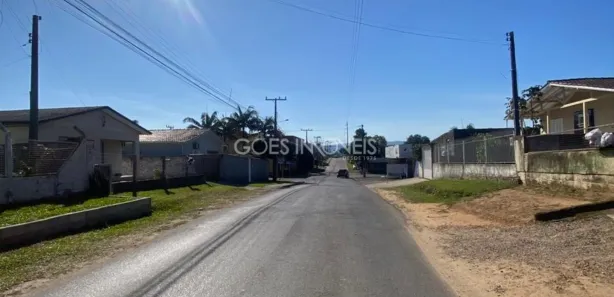 Casa com 3 Quartos para alugar, 101m² no Monte Castelo, Criciúma