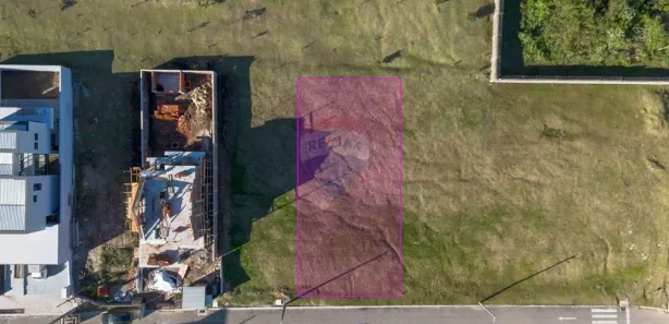 Terreno / Lote / Condomínio à venda, 320m² no Tomazetti, Santa Maria