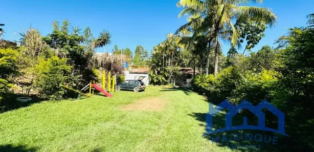 Fazenda / Sítio / Chácara com 3 Quartos à venda, 2600m² no , Mairinque