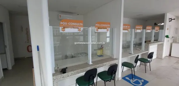 Casa Comercial para alugar, 300m² no Vila Santa Luzia, Taboão da Serra