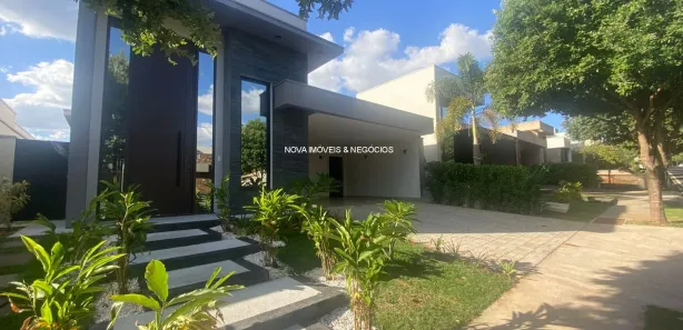 Casa de Condomínio com 3 Quartos à venda, 186m² no Condomínio Portal das Tipuanas, Araraquara