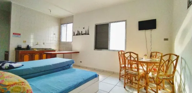 Kitnet com 1 Quarto à venda, 30m² no Guilhermina, Praia Grande
