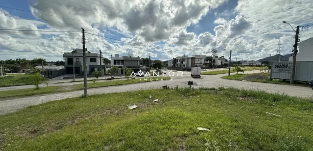 Terreno / Lote / Condomínio à venda, 462m² no São José, Santa Maria