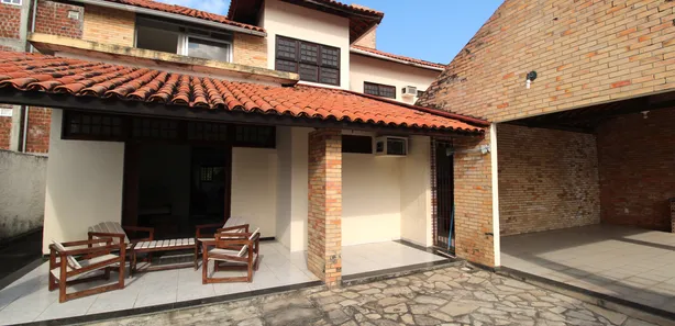 Sobrado com 5 Quartos à venda, 315m² no Jacumã, Conde