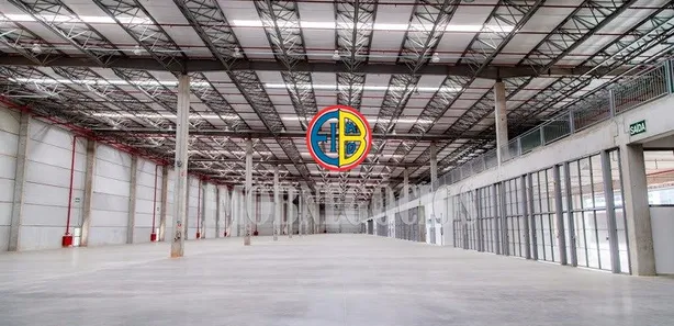 Galpão / Depósito / Armazém para alugar, 2369m² no Jardim Elzinha, Carapicuíba