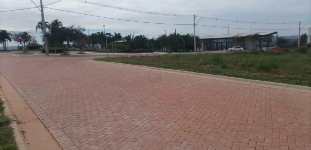 Terreno / Lote / Condomínio à venda, 681m² no Paranoá, Brasília