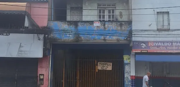 Prédio Inteiro com 4 Quartos à venda, 200m² no Fazenda Grande do Retiro, Salvador