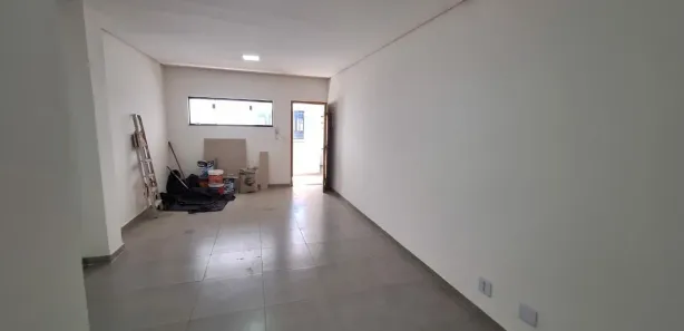 Casa Comercial para alugar, 35m² no Vila Santa Luzia, Taboão da Serra