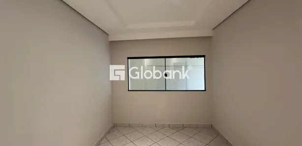 Casa com 4 Quartos para alugar, 150m² no Canelas, Montes Claros