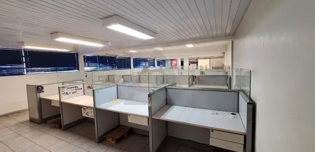 Galpão / Depósito / Armazém para venda ou aluguel, 2272m² no Jardim Santa Genebra, Campinas