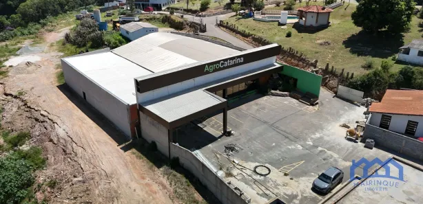 Galpão / Depósito / Armazém à venda, 700m² no , Mairinque