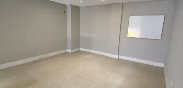 Conjunto Comercial / Sala para alugar, 90m² no Centro, Irati