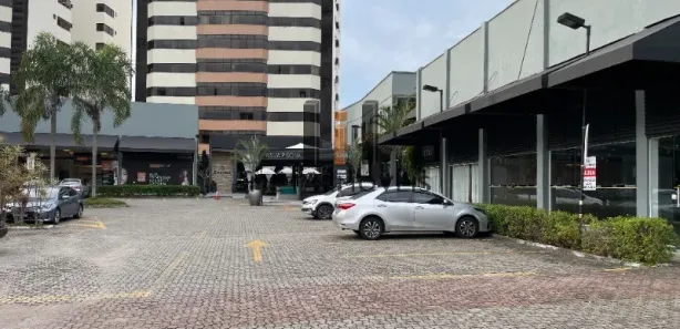 Loja / Salão / Ponto Comercial para alugar, 180m² no Fazenda Castelo, Resende