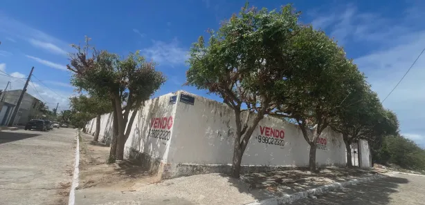 Terreno / Lote / Condomínio à venda, 840m² no Espaço Tropical, Barra dos Coqueiros
