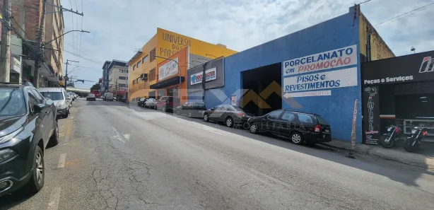 Galpão / Depósito / Armazém com 1 Quarto à venda, 800m² no Santo Antônio, Divinópolis