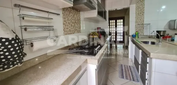 Casa de Condomínio com 2 Quartos à venda, 172m² no Jardim Tangará, São Carlos