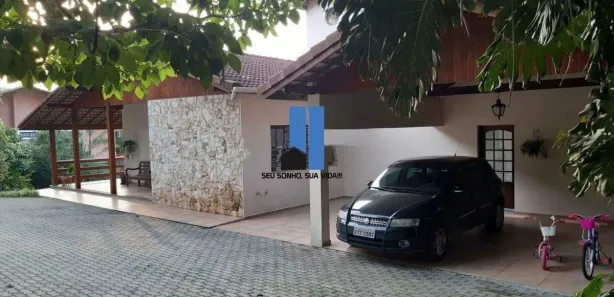 Fazenda / Sítio / Chácara com 3 Quartos à venda, 3600m² no Chácaras Bartira, Embu das Artes
