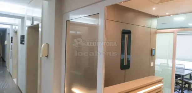 Conjunto Comercial / Sala para alugar, 240m² no Vila São José, São José do Rio Preto