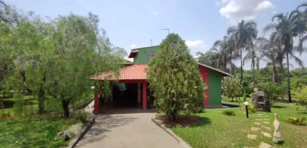 Casa de Condomínio com 3 Quartos à venda, 2000m² no , Hidrolândia