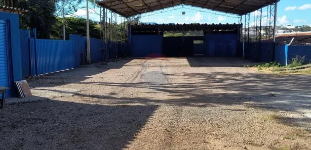 Galpão / Depósito / Armazém para alugar, 327m² no Roseira de Baixo, Jaguariúna