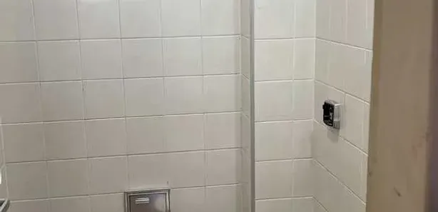 Conjunto Comercial / Sala para alugar, 33m² no Vila Mathias, Santos
