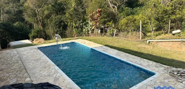 Fazenda / Sítio / Chácara com 2 Quartos à venda, 588m² no , Mairinque