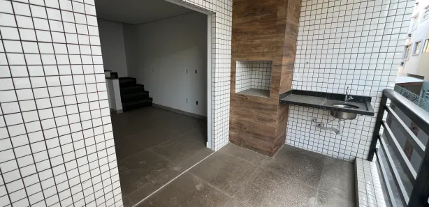 Sobrado com 3 Quartos para alugar, 140m² no Enseada, Guarujá