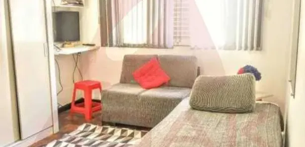 Kitnet com 1 Quarto à venda, 45m² no Copacabana, Rio de Janeiro