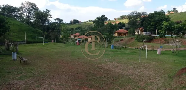 Fazenda / Sítio / Chácara com 3 Quartos à venda, 300m² no Caçapava Velha, Caçapava