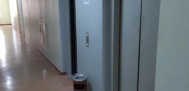 Loja / Salão / Ponto Comercial com 8 Quartos para venda ou aluguel, 190m² no Centro, Uberaba