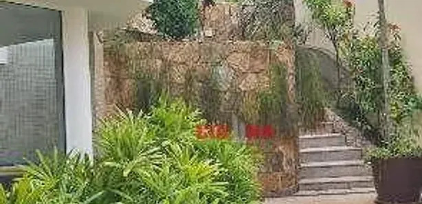 Casa de Condomínio com 4 Quartos à venda, 483m² no Charitas, Niterói