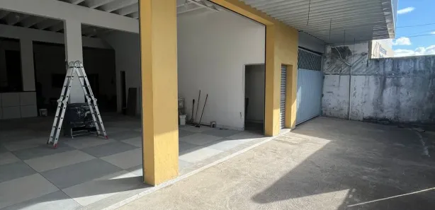 Galpão / Depósito / Armazém para alugar, 400m² no Centro, Bayeux