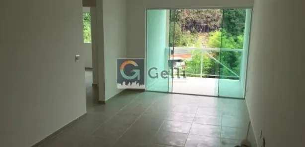 Apartamento com 2 Quartos à venda, 72m² no Samambaia, Petrópolis