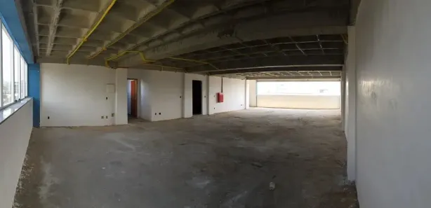 Casa Comercial à venda, 620m² no Centro, Nilópolis