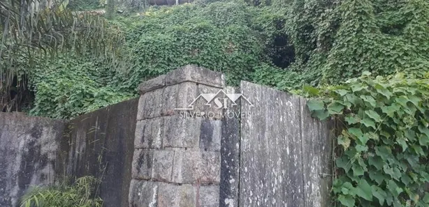 Terreno / Lote / Condomínio à venda, 668m² no Quitandinha, Petrópolis