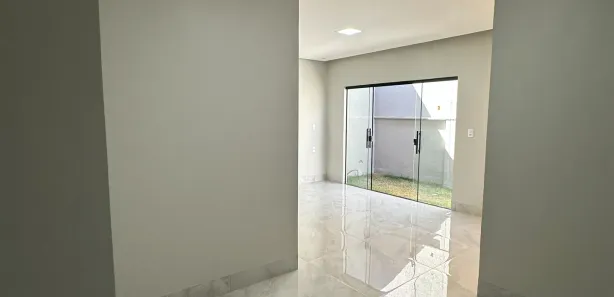 Casa de Condomínio com 3 Quartos à venda, 140m² no Jardins Parma, Senador Canedo
