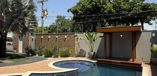 Fazenda / Sítio / Chácara com 3 Quartos para alugar, 303m² no Recanto Jatobá, Americana
