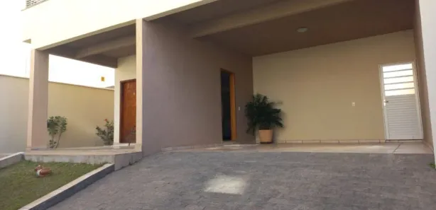 Sobrado com 4 Quartos à venda, 245m² no Jardim Elvira Dias, Poços de Caldas