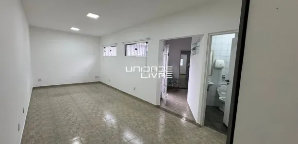 Casa Comercial com 2 Quartos para alugar, 140m² no Jardim Armênia, Mogi das Cruzes