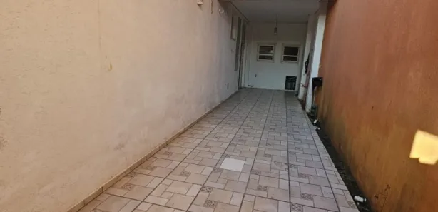 Casa com 3 Quartos para alugar, 130m² no Região Central, Caieiras