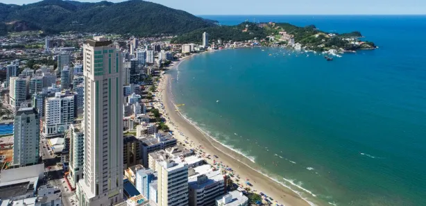 Apartamento com 4 Quartos à venda, 176m² no Centro, Itapema