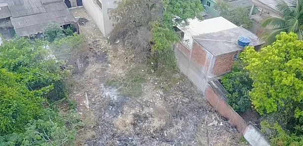 Terreno / Lote / Condomínio à venda, 800m² no Areia Branca, Belford Roxo
