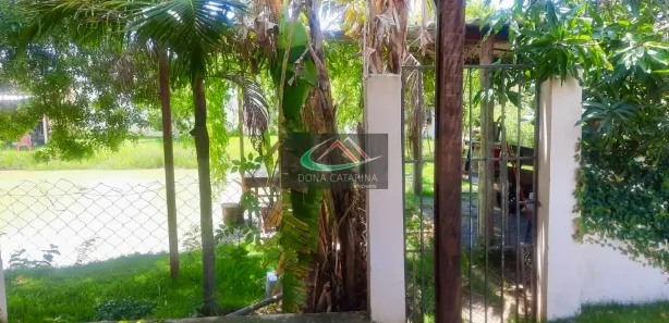 Fazenda / Sítio / Chácara com 3 Quartos à venda, 78m² no Centro, Sarapuí