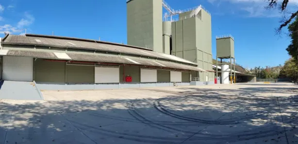 Galpão / Depósito / Armazém com 1 Quarto para alugar, 10000m² no Barbara, Barra Mansa