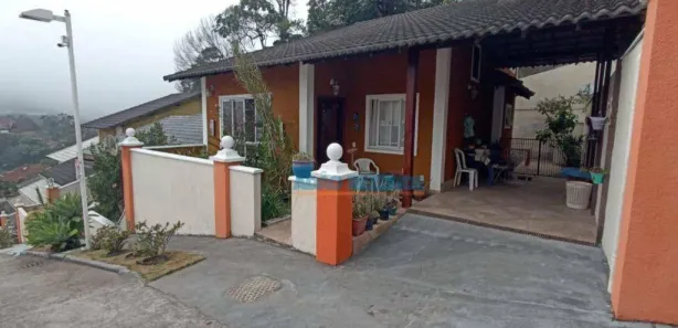 Casa de Condomínio com 3 Quartos à venda, 135m² no Bom Retiro, Teresópolis