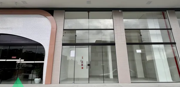 Conjunto Comercial / Sala para alugar, 62m² no Água Verde, Blumenau