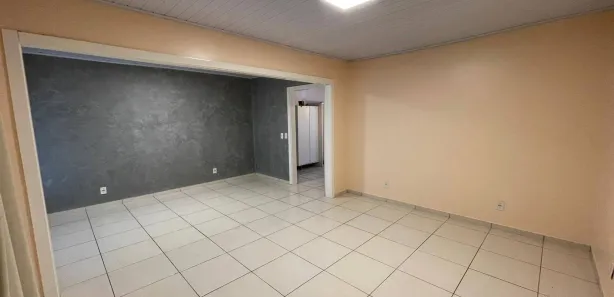 Casa com 3 Quartos para alugar, 136m² no Passo dos Fortes, Chapecó